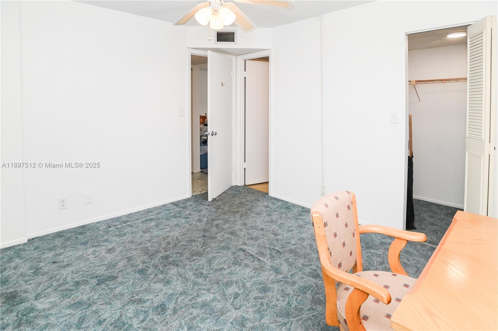 ROYAL PARK CONDO - Residential