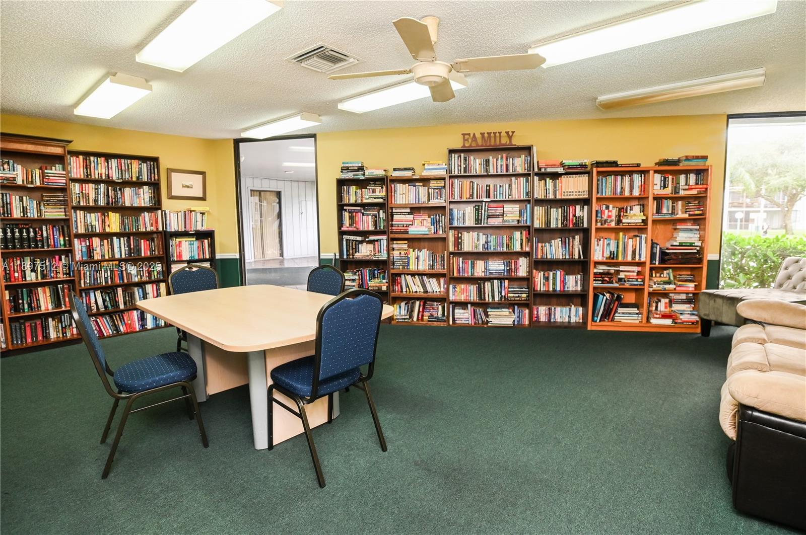 ROYAL PARK CONDO - Residential