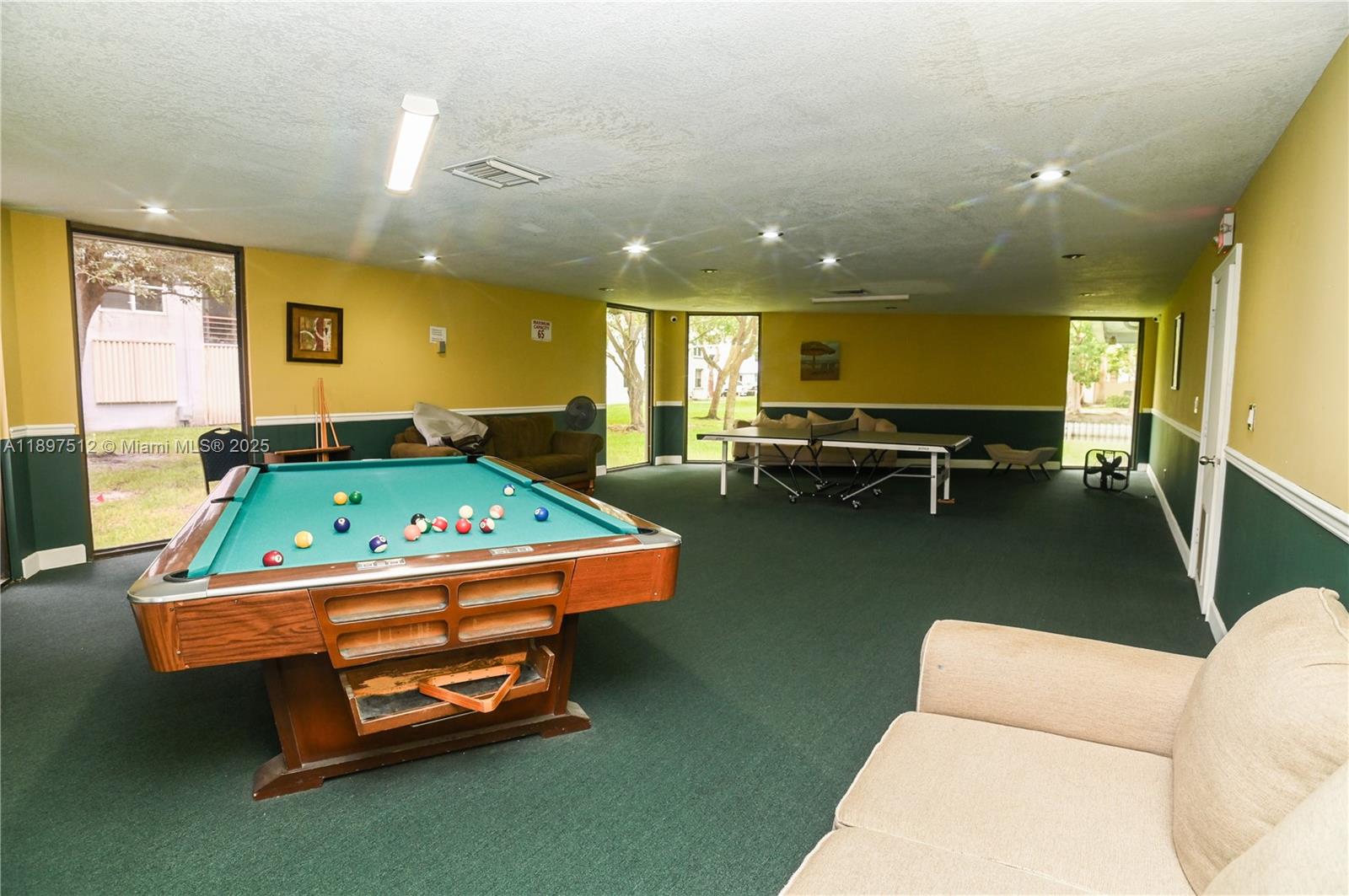 ROYAL PARK CONDO - Residential