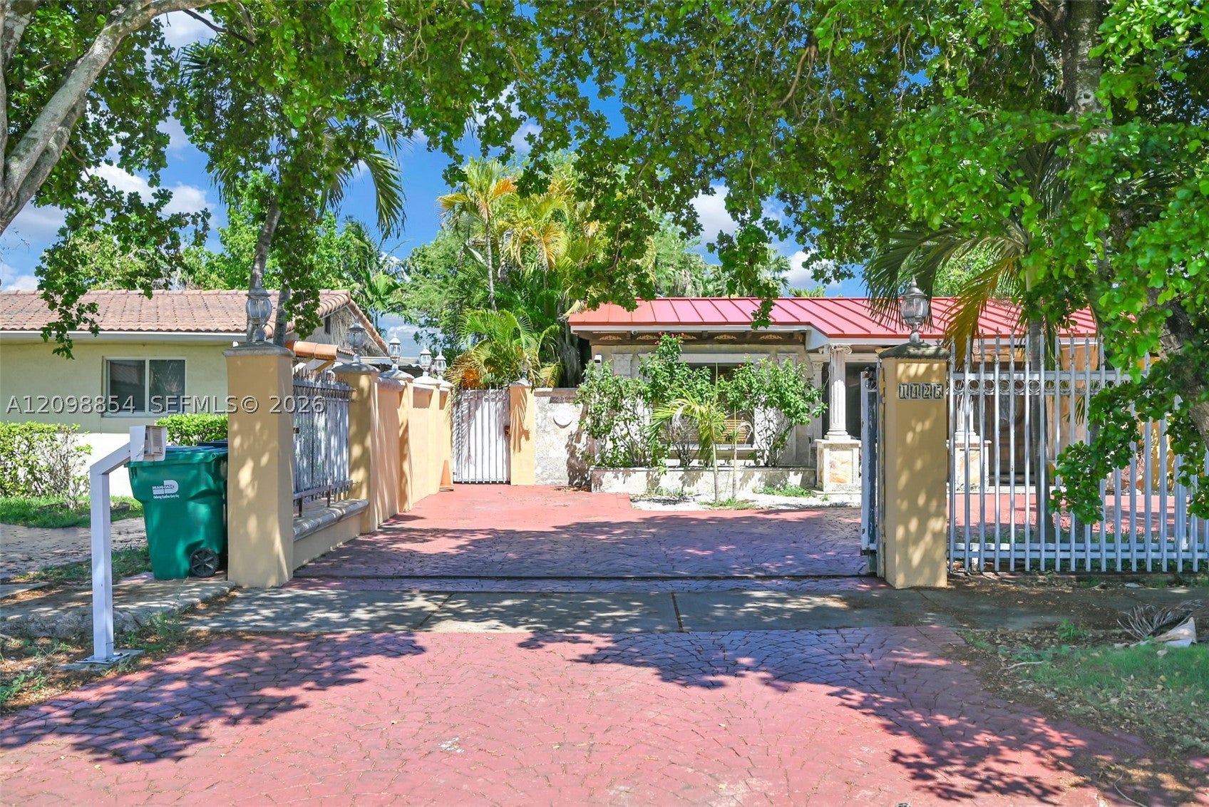 1425 SW 78th Ave