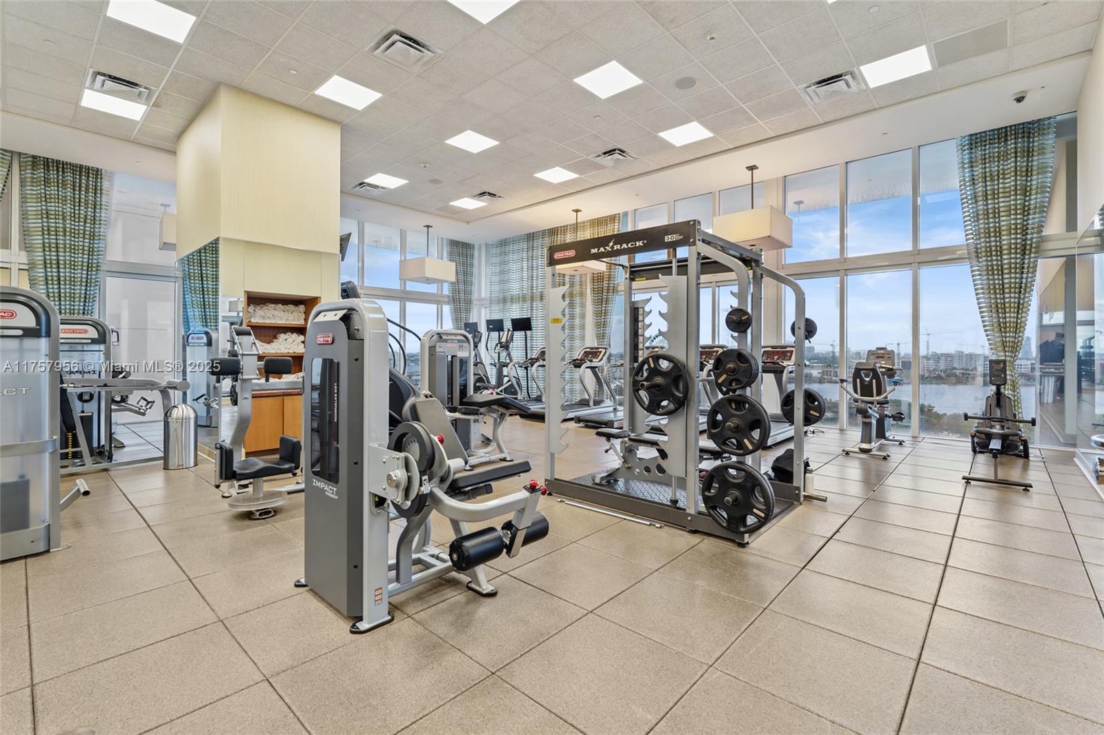 50 BISCAYNE CONDO - Residential