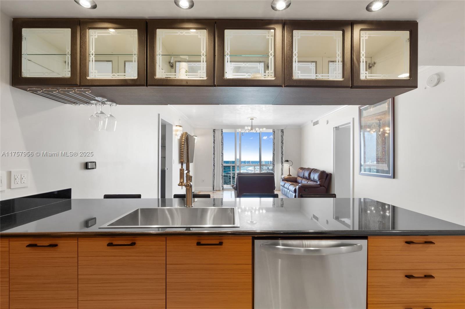 50 BISCAYNE CONDO - Residential