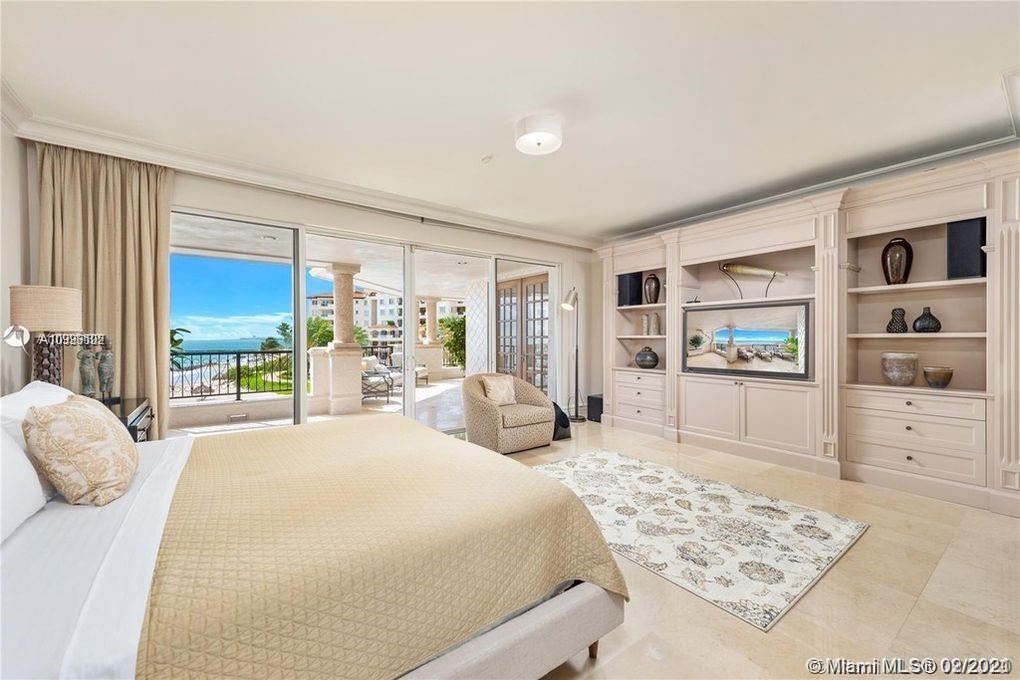 7400 OCEANSIDE AT FISHER - Residential