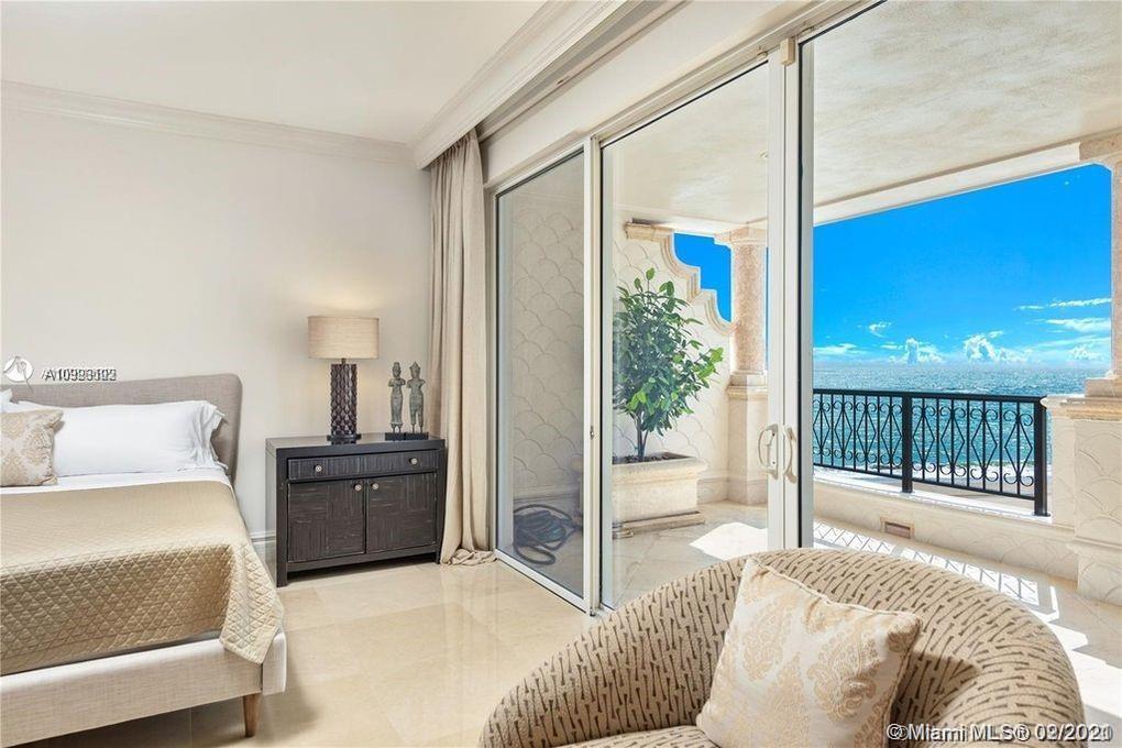 7400 OCEANSIDE AT FISHER - Residential