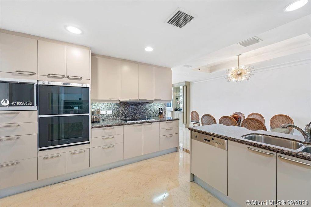 7400 OCEANSIDE AT FISHER - Residential