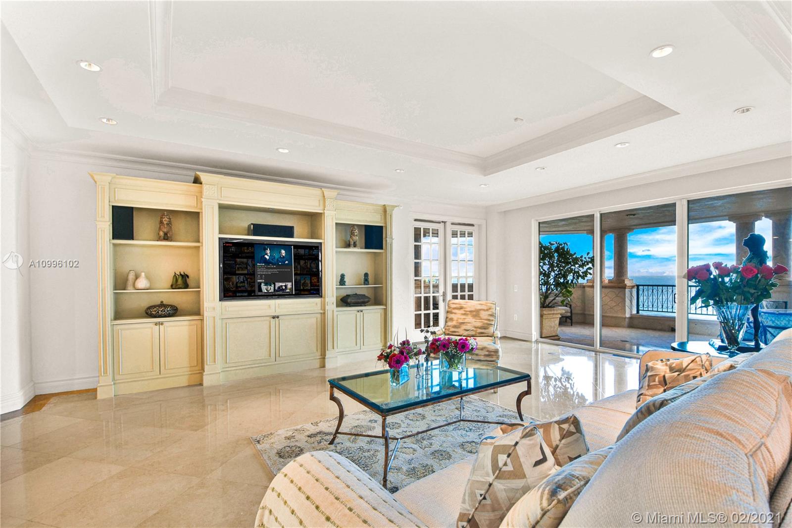 7400 OCEANSIDE AT FISHER - Residential