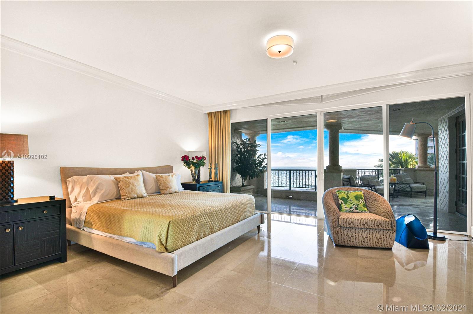 7400 OCEANSIDE AT FISHER - Residential