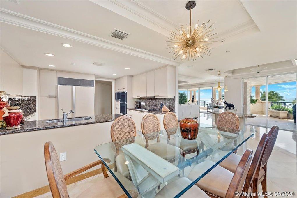 7400 OCEANSIDE AT FISHER - Residential