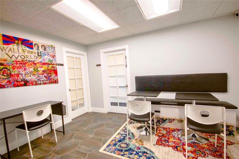 3100 N 29th Ct 101 Hollywood FL 33020