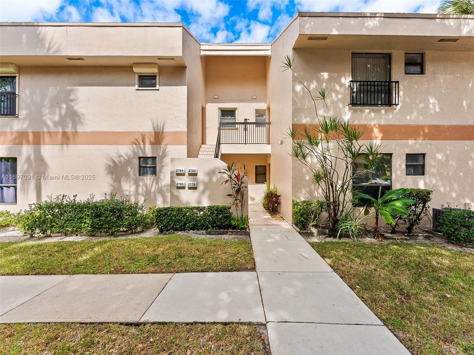 APPLEWOOD VILLAGE II-B CO - Residential