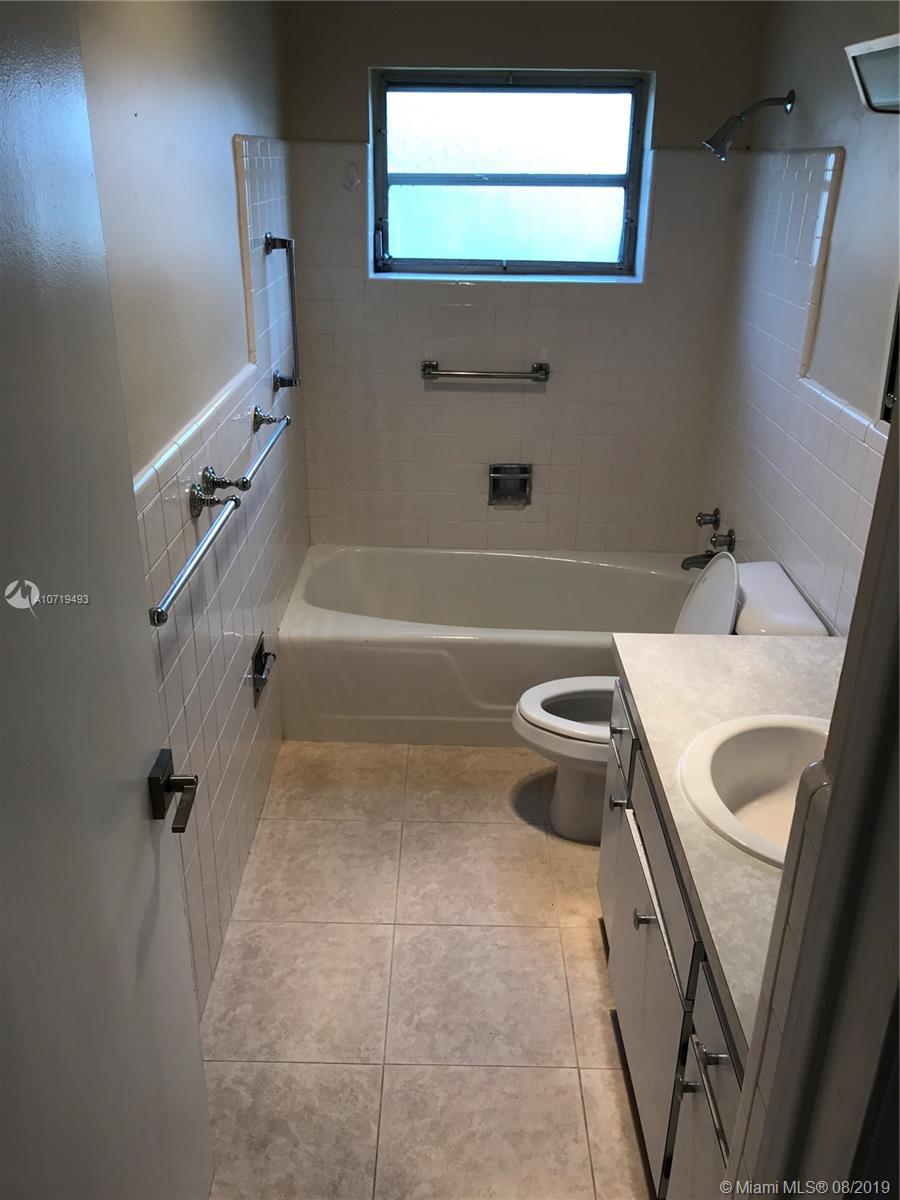 COLONIAL HOUSE CONDO - Residential Lease