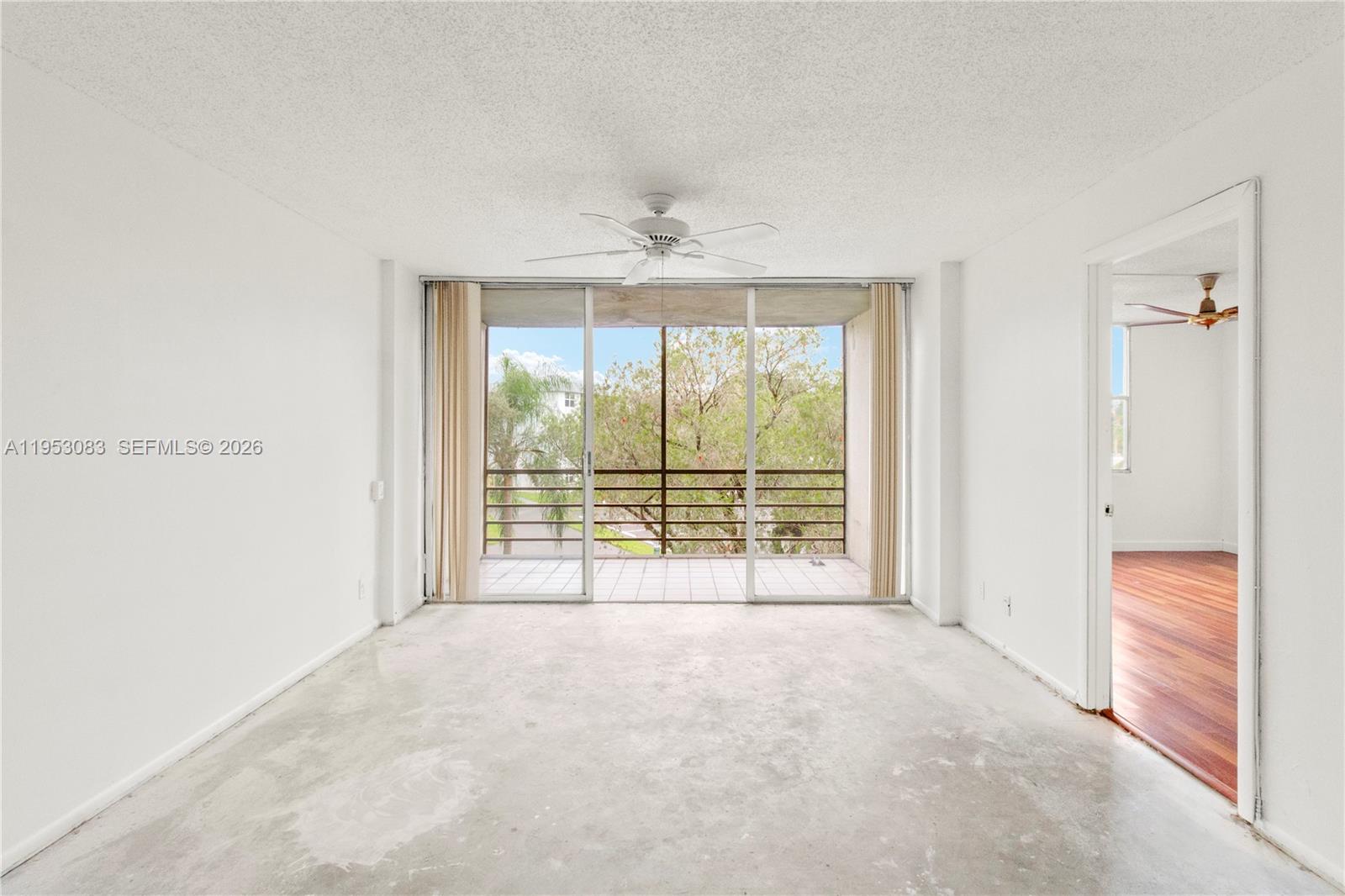 ROYAL PARK CONDO - Residential