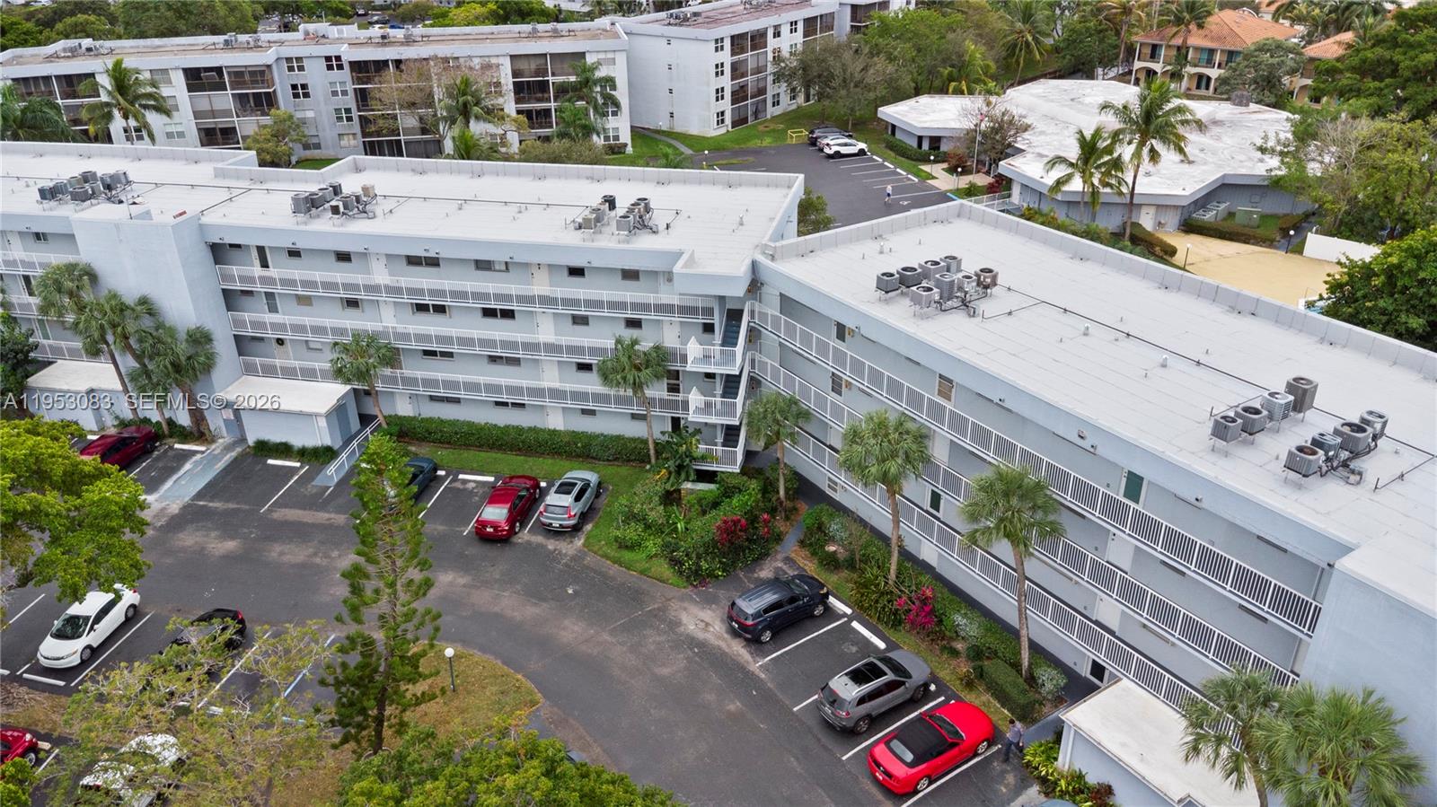 ROYAL PARK CONDO - Residential