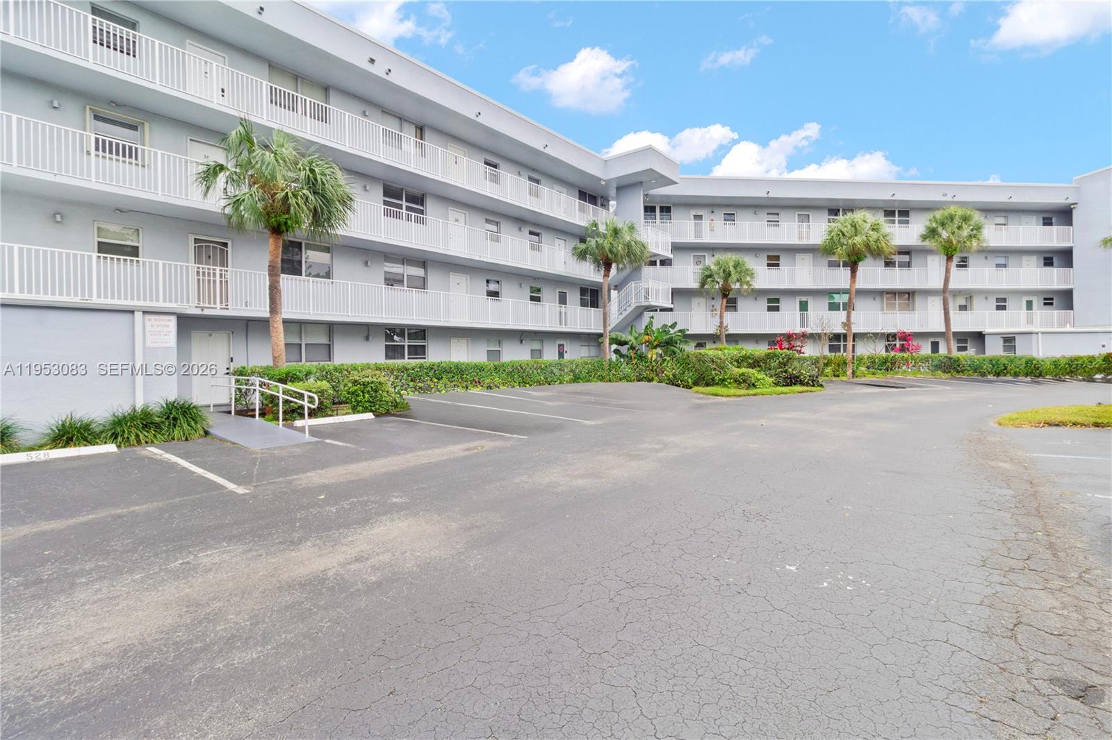 ROYAL PARK CONDO - Residential