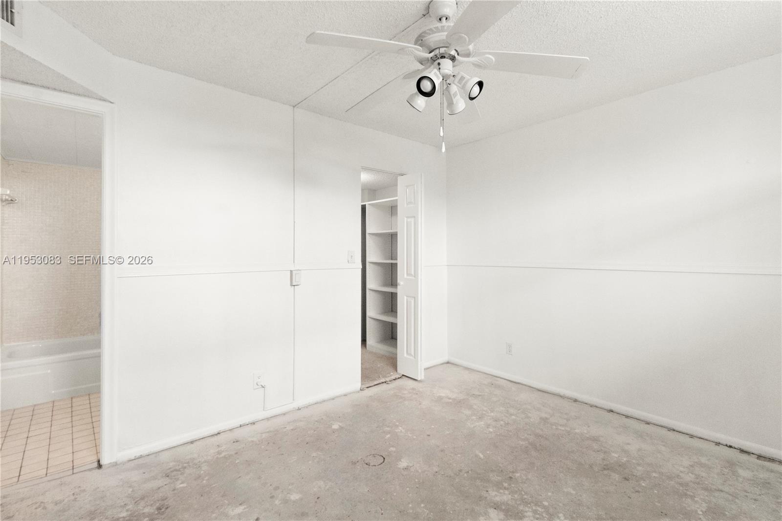 ROYAL PARK CONDO - Residential