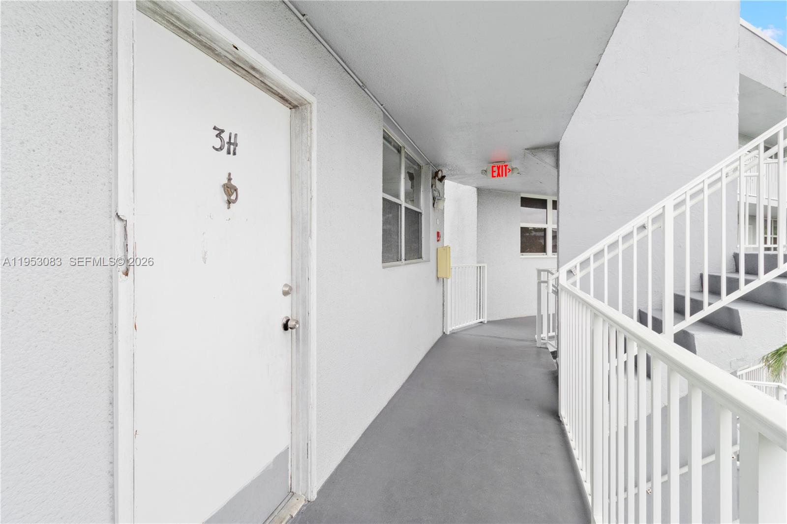 ROYAL PARK CONDO - Residential