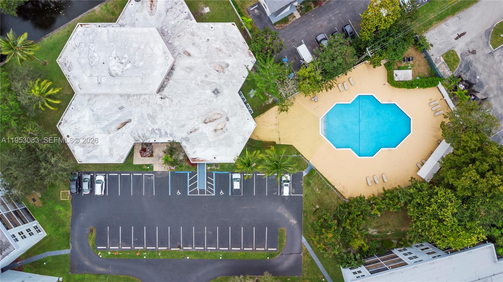 ROYAL PARK CONDO - Residential