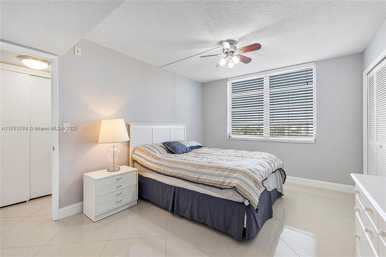 NO 39 PALM-AIRE COUNTRY C - Residential Lease