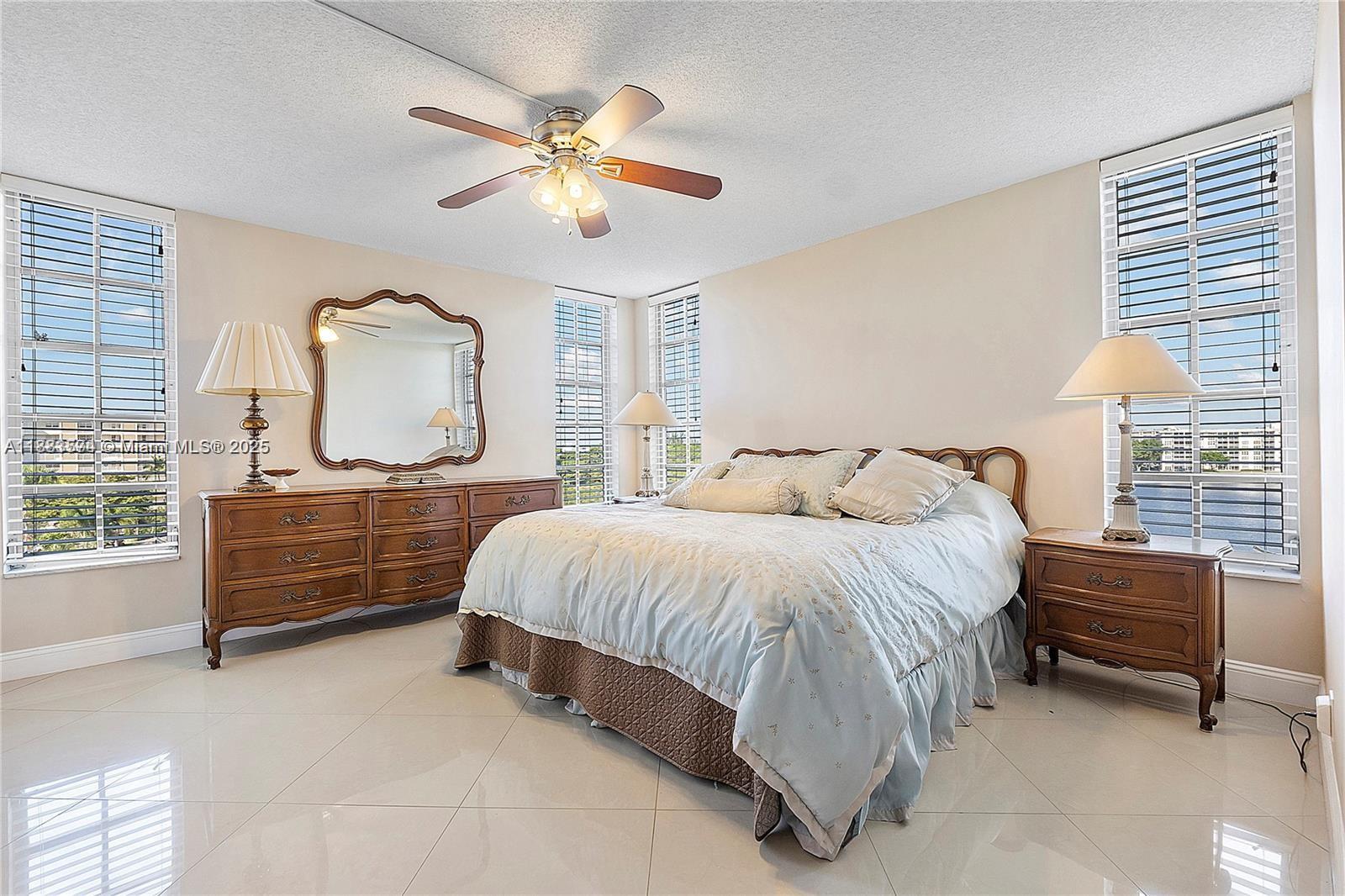 NO 39 PALM-AIRE COUNTRY C - Residential Lease