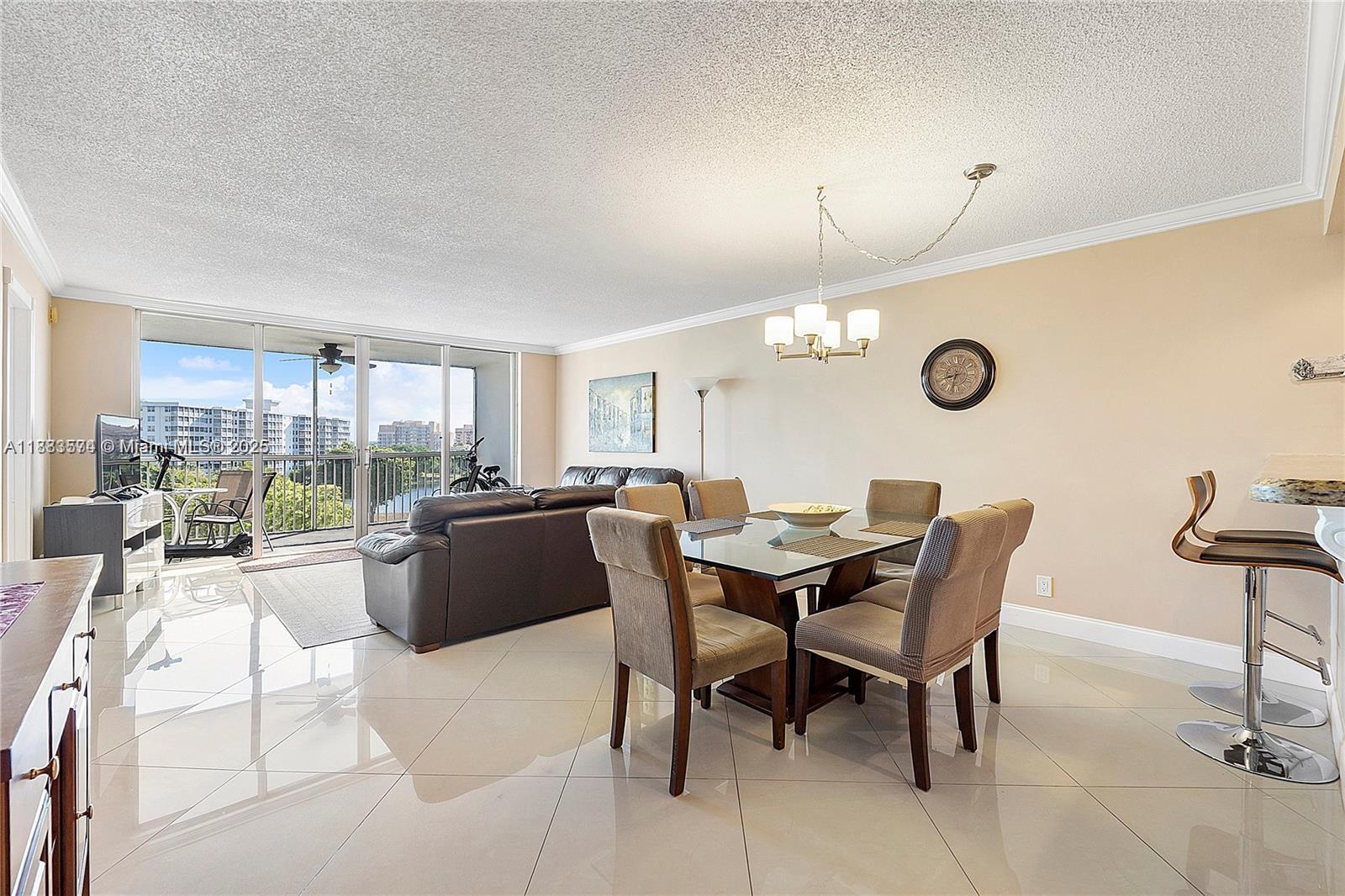 NO 39 PALM-AIRE COUNTRY C - Residential Lease