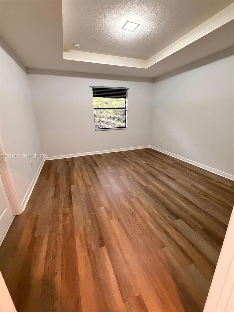 SIMONTON COURT - Residential Lease