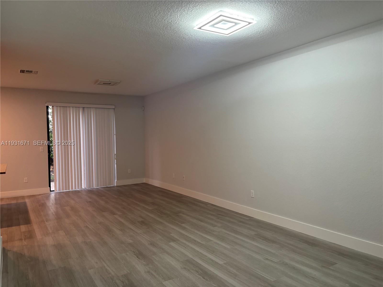 SIMONTON COURT - Residential Lease