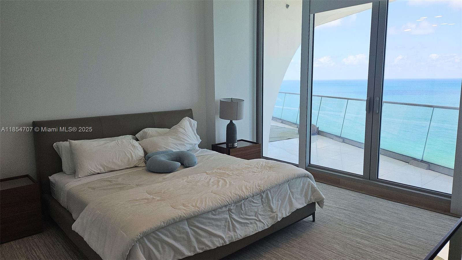 JADE SIGNATURE CONDO - Residential Lease