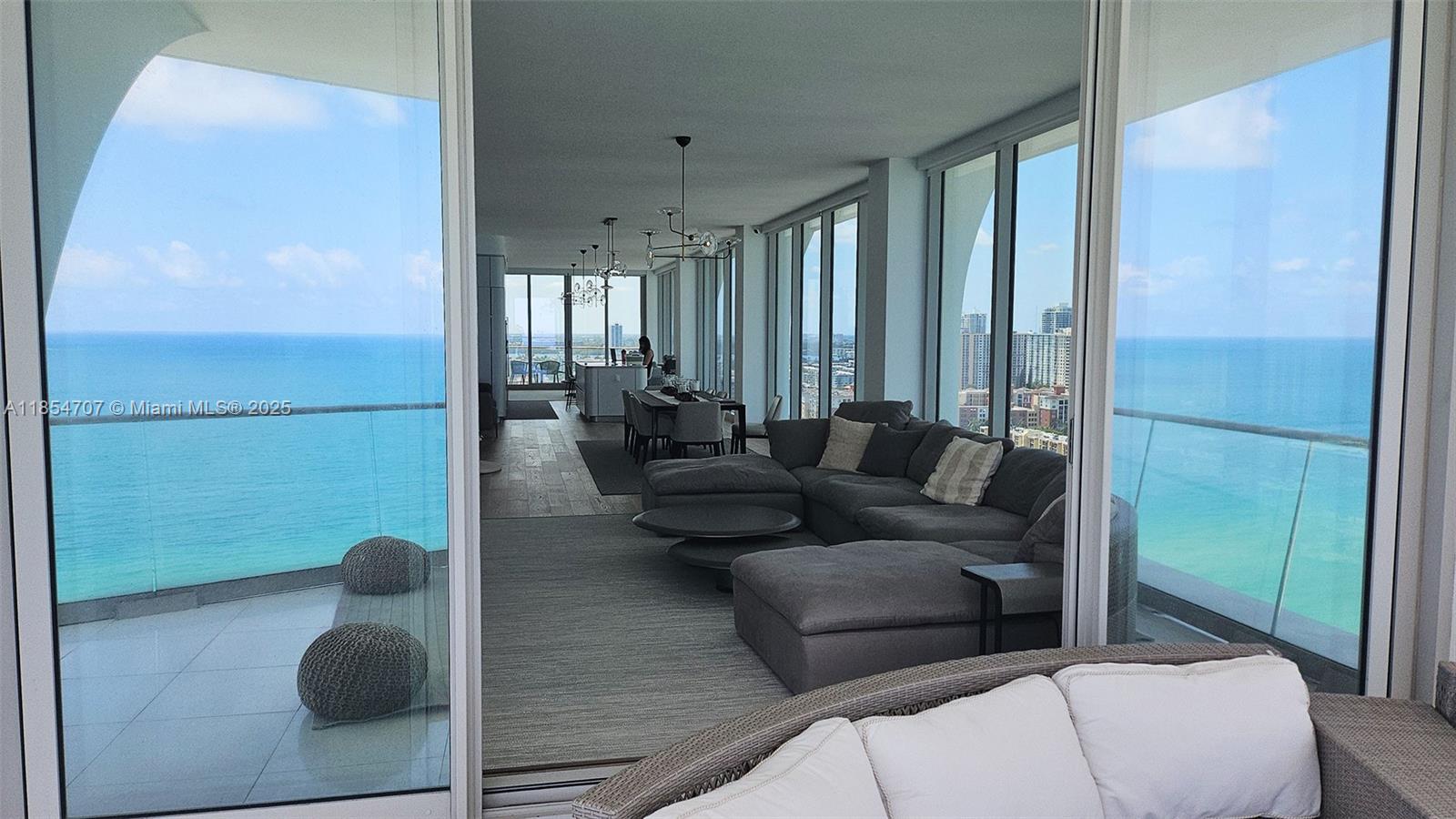 JADE SIGNATURE CONDO - Residential Lease