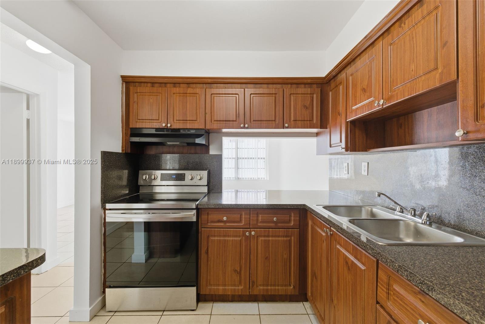 CULMER VILLAS - Residential Lease