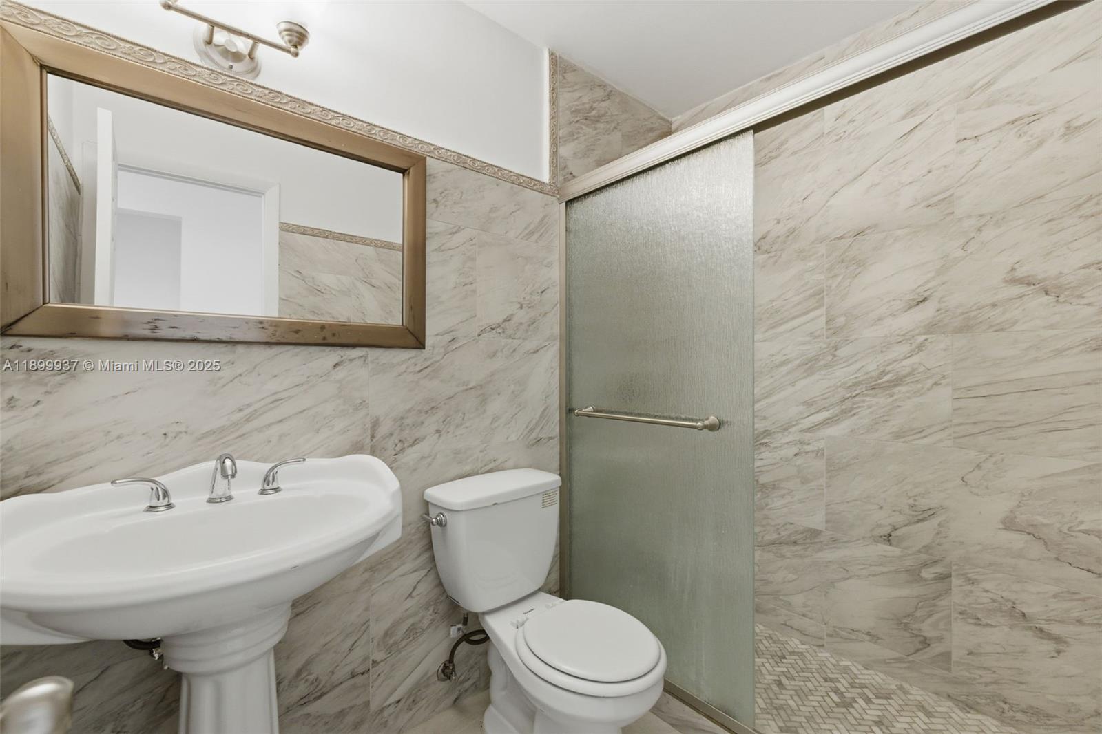 CULMER VILLAS - Residential Lease