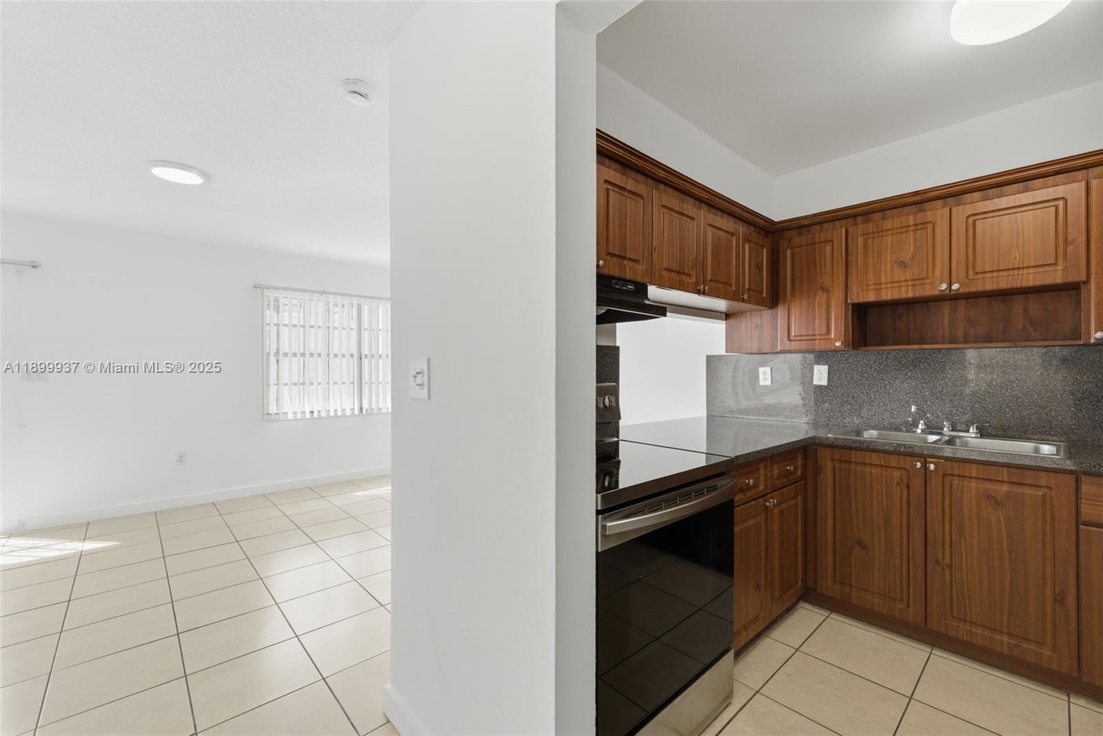 CULMER VILLAS - Residential Lease