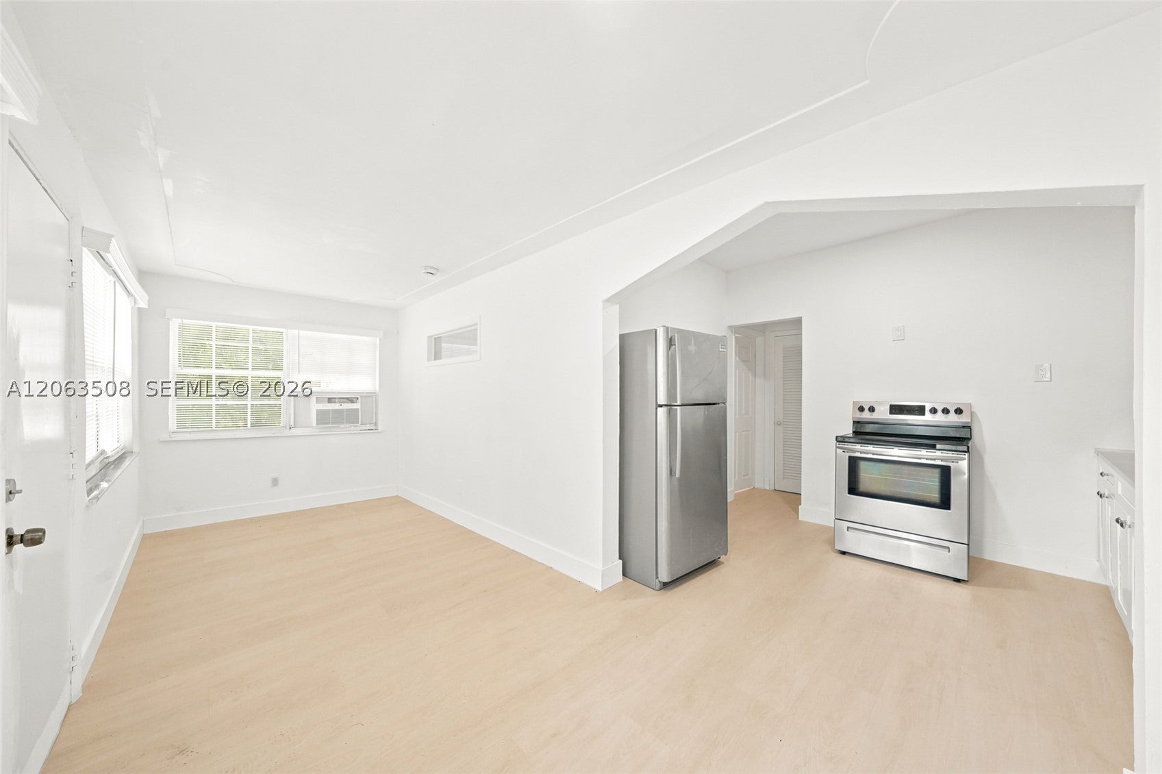 119 NE 56th St 3