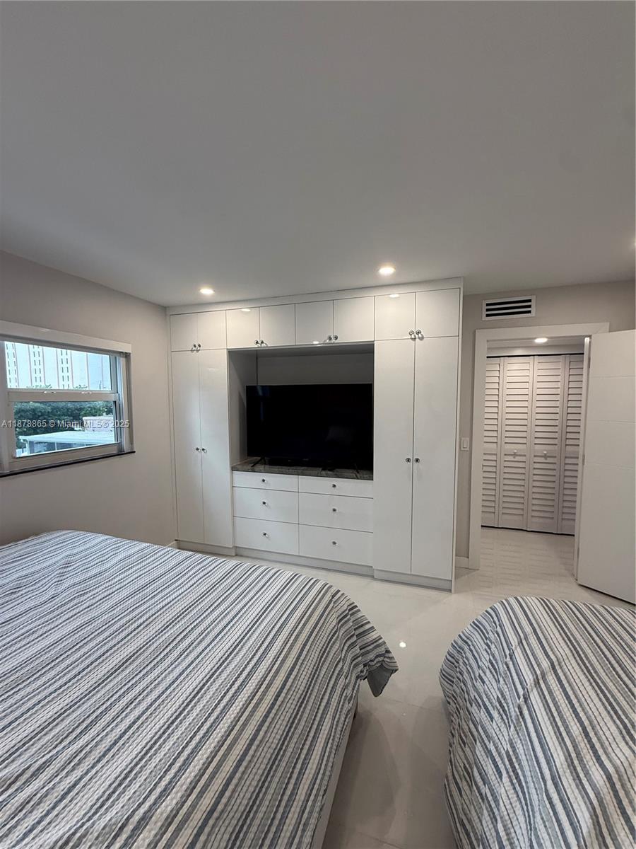 ANDORIC APTS CO-OP - Residential