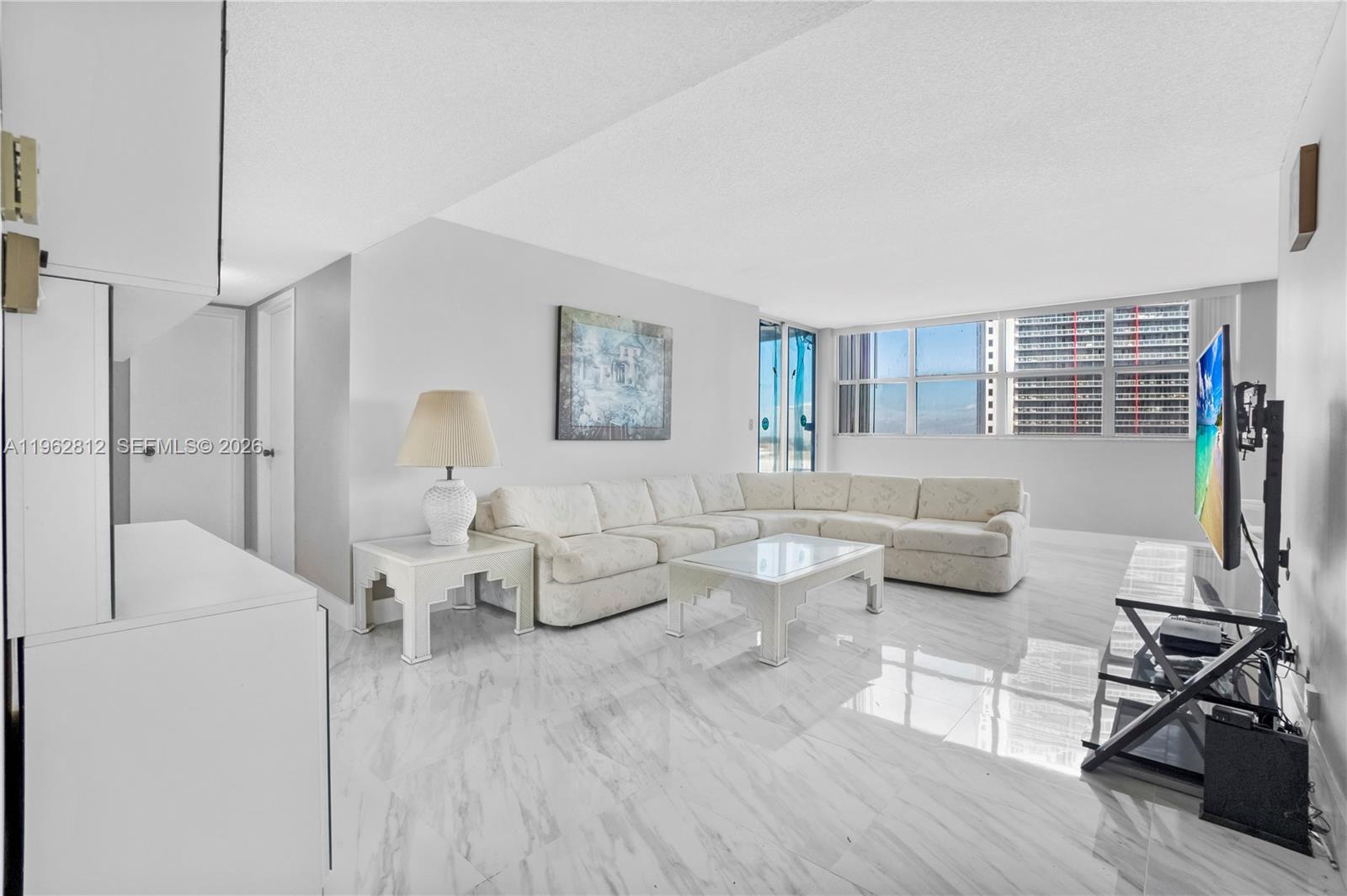 LAKE POINT TOWER CONDOMIN - Residential