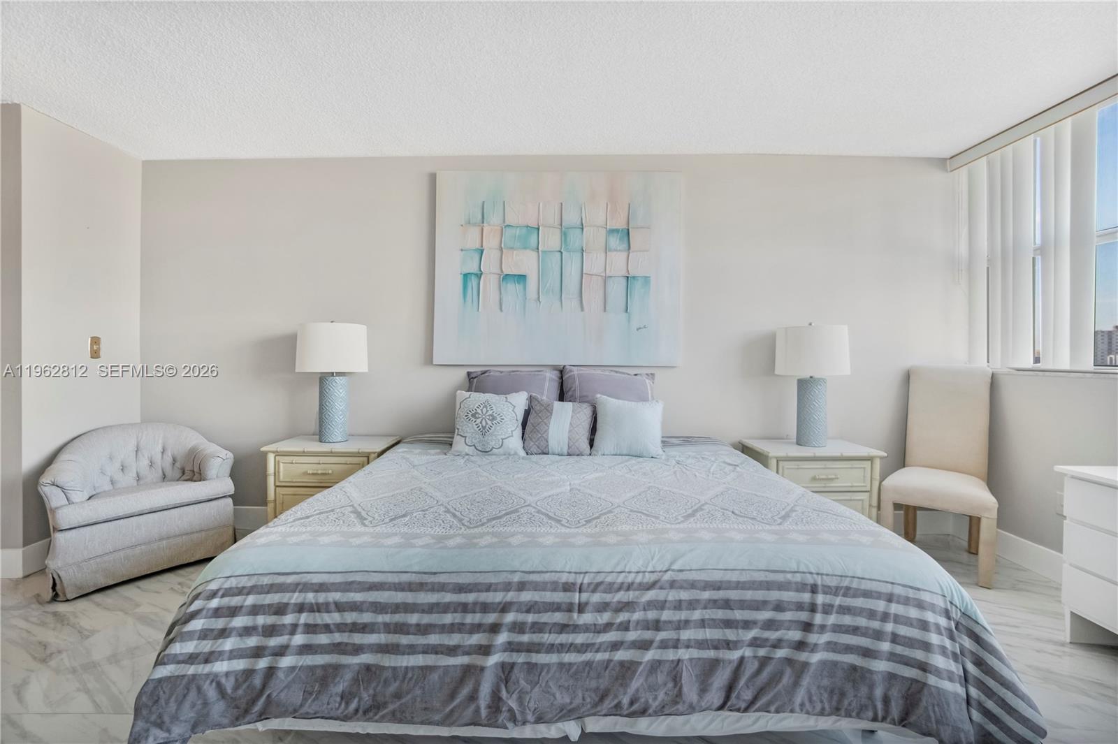 100 Golden Isles Dr 808