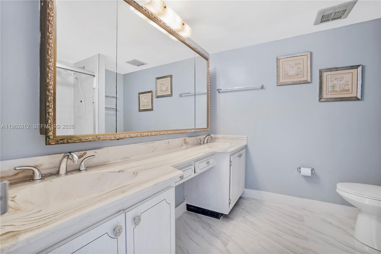 LAKE POINT TOWER CONDOMIN - Residential