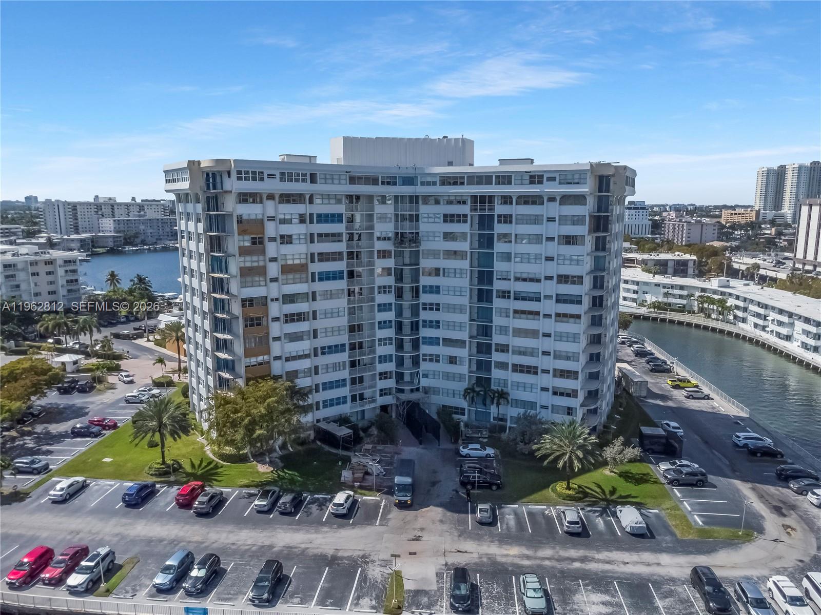 LAKE POINT TOWER CONDOMIN - Residential