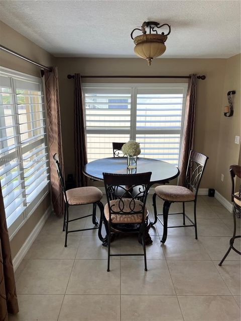 Single Family Residence in Lauderhill FL 6425 54th St St 16.jpg