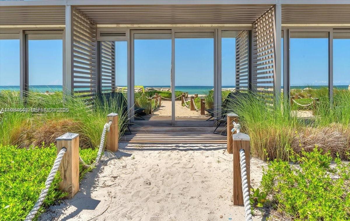 18975 COLLINS CONDO - Residential Lease