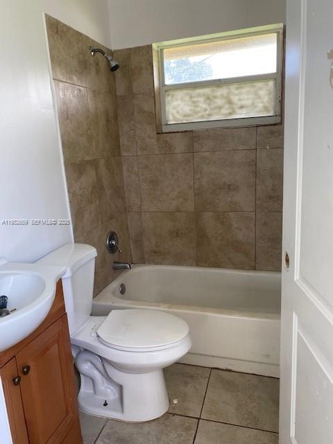 HOLLYWOOD LITTLE RANCHES - Residential Lease