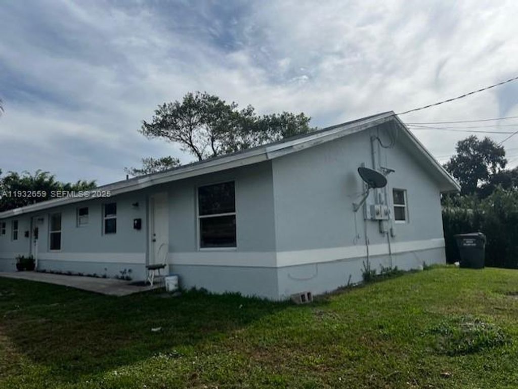 Photo of 2746 Johnson St #W, Hollywood, FL 33020 (MLS # A11932659)