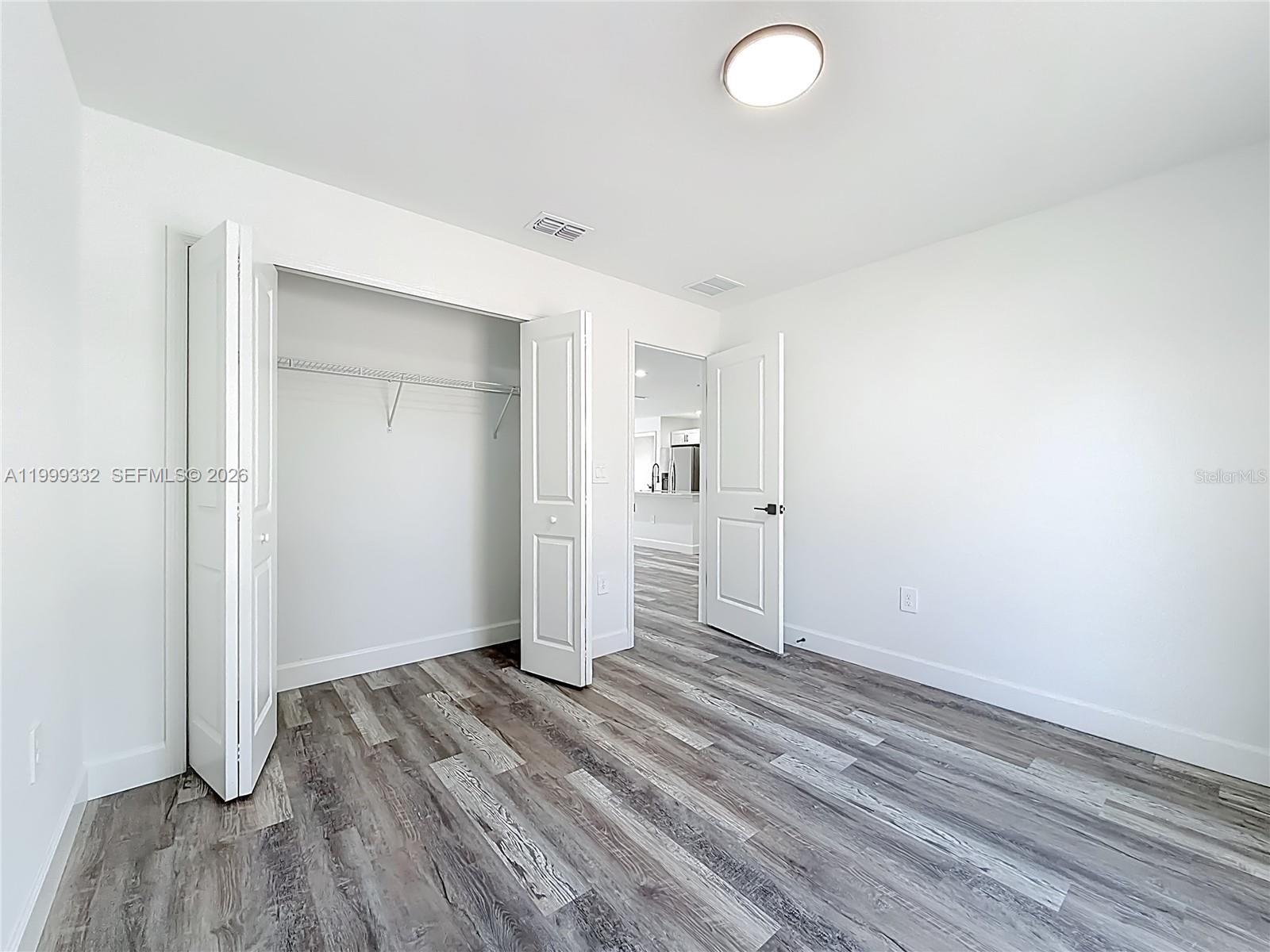 SILVER SPGS SHORES UN 25 - Residential