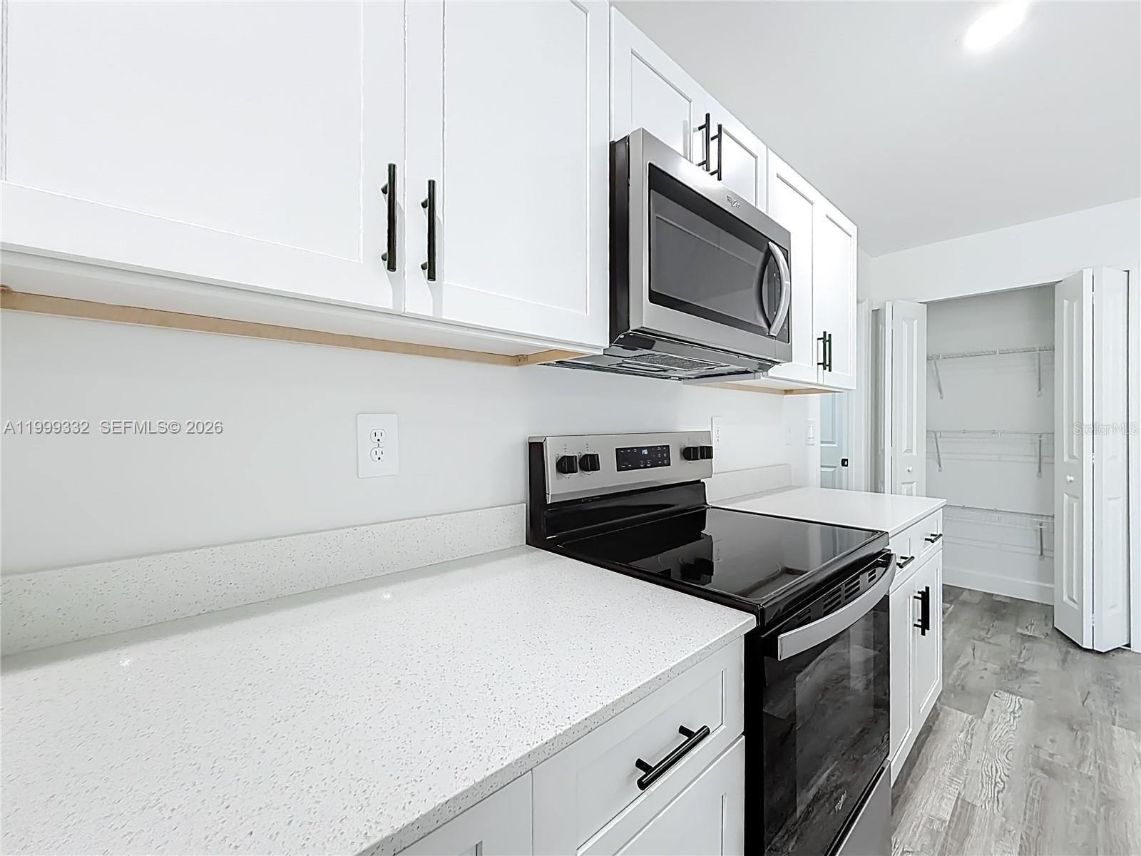 SILVER SPGS SHORES UN 25 - Residential