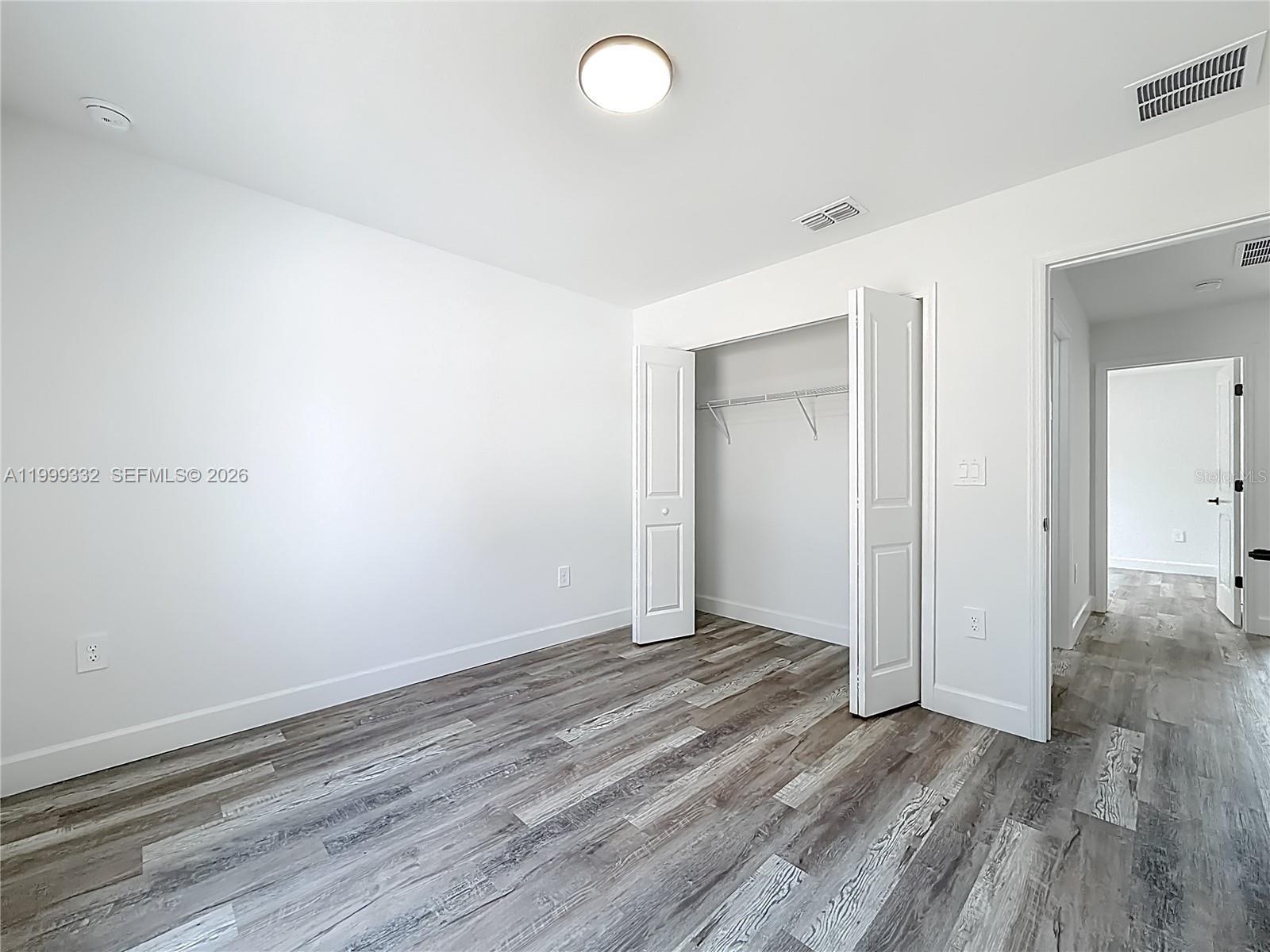 SILVER SPGS SHORES UN 25 - Residential