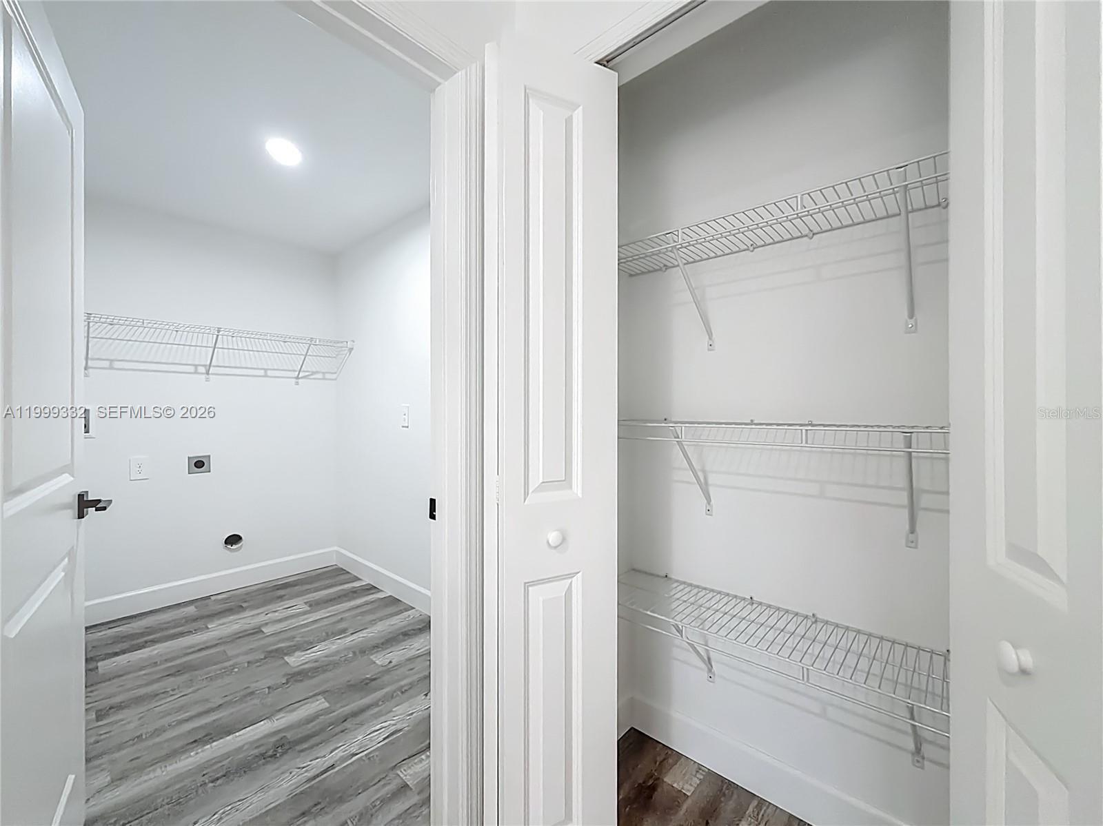 SILVER SPGS SHORES UN 25 - Residential