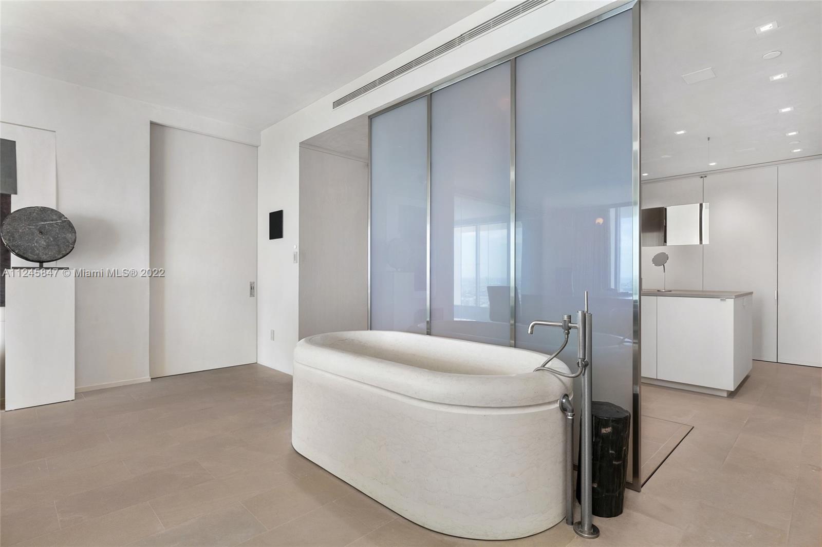 TEN MUSEUM PK RESIDENTIAL - Residential