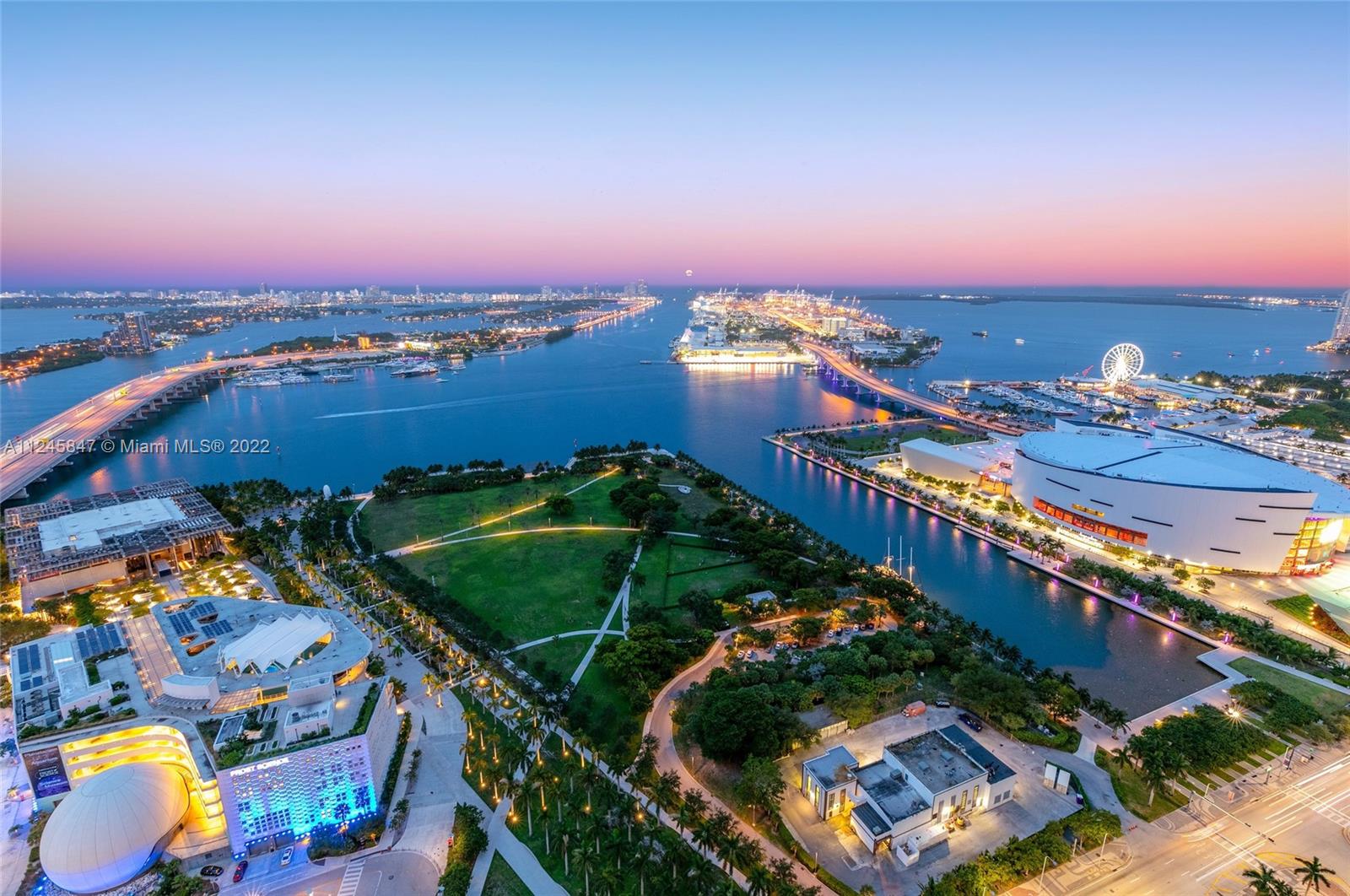 TEN MUSEUM PK RESIDENTIAL - Residential