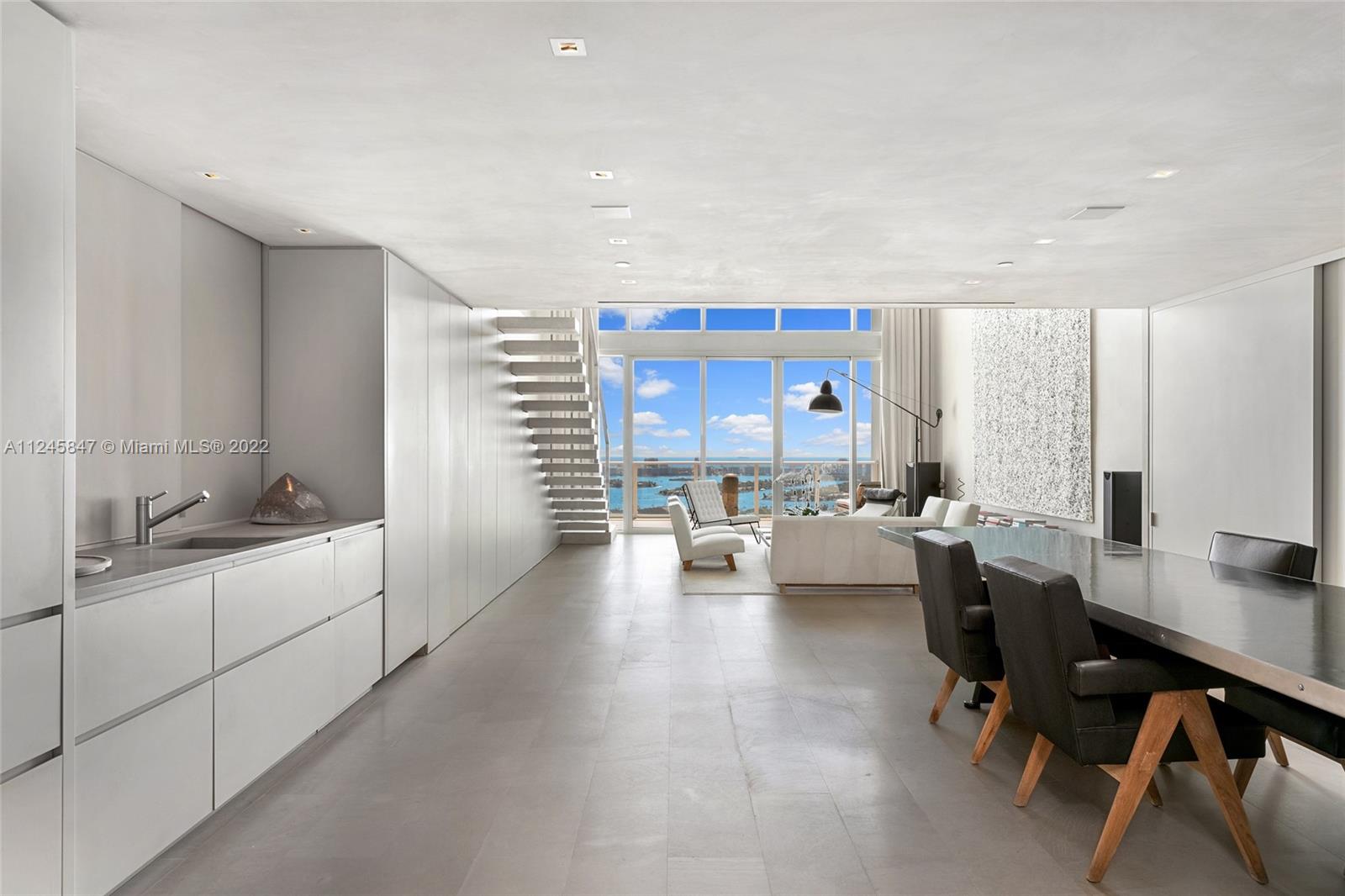 TEN MUSEUM PK RESIDENTIAL - Residential