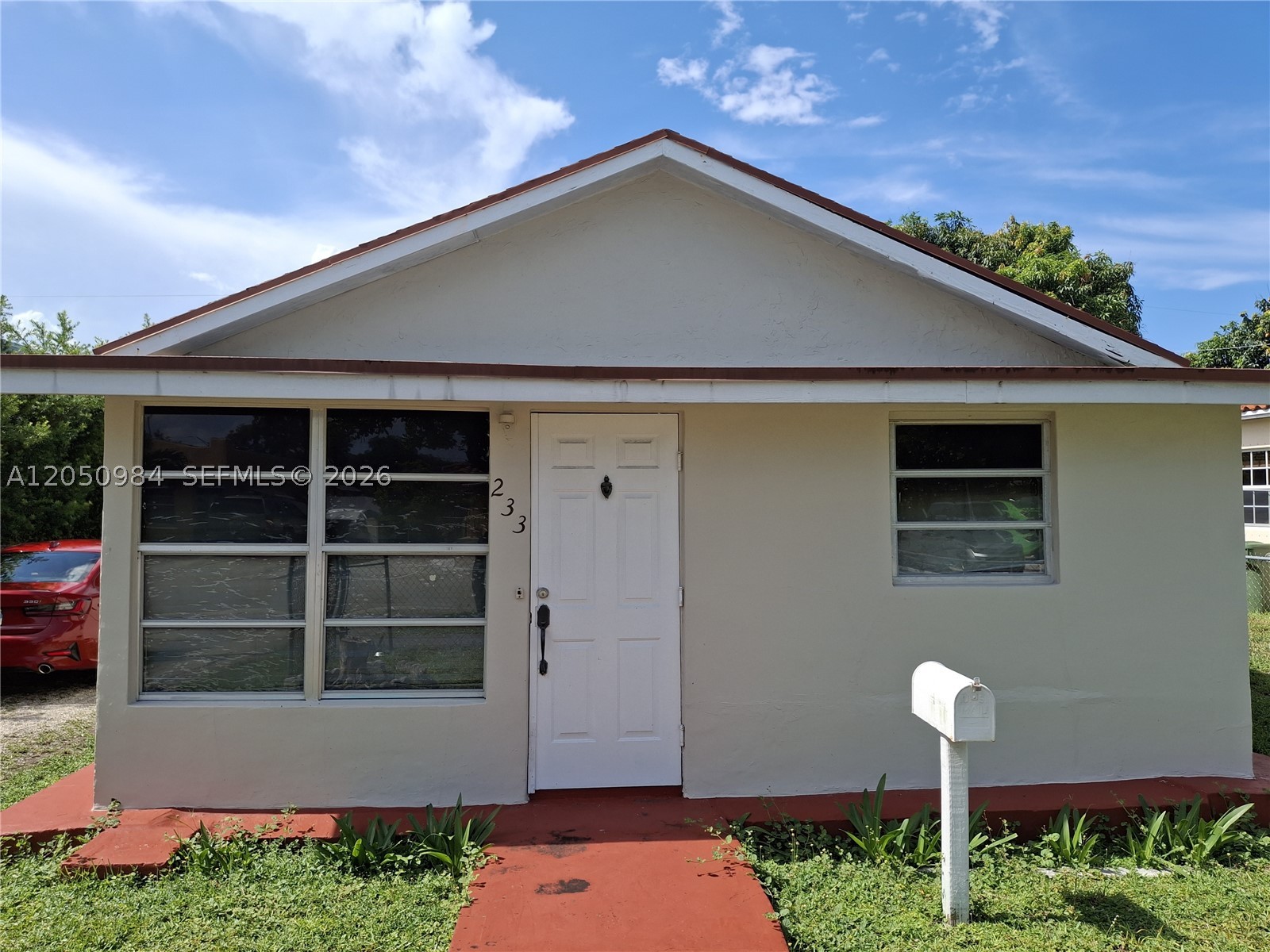 233 E 15th St - Image 1