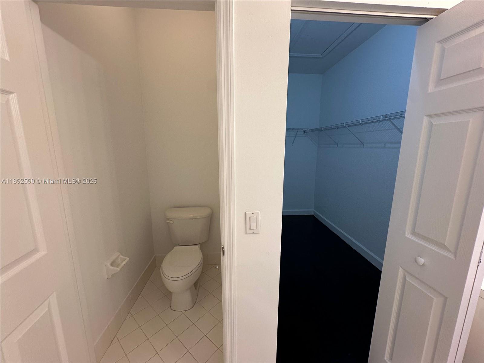 LAKES BY THE BAY CEE - Residential Lease